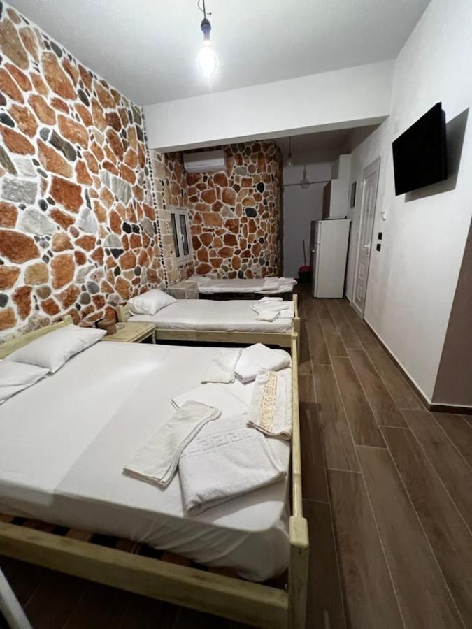Malvina Rooms Kallithea  ภายนอก รูปภาพ