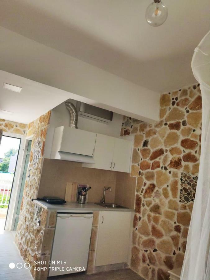 Malvina Rooms Kallithea  ภายนอก รูปภาพ